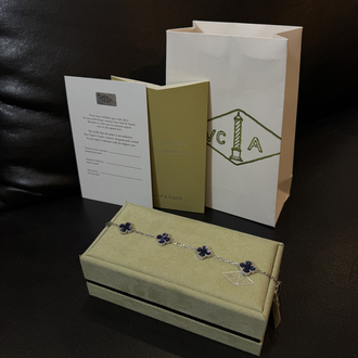 Van Cleef Lacivert