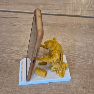 3D Baskı İsme Özel Gümüş Renk Kalem & Telefon Tutan Şövalye