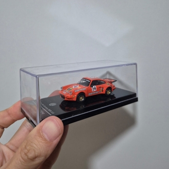 PORSCHE 911 CARRERA, 1975 RACING JÄGERMEISTER MODEL ARAÇ (1:64)