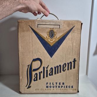 PARLIAMENT 1970'ler PAKET FORMUNDA BOŞ SİGARA KARTONU