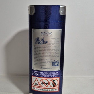 BALLENTINES METAL ŞİŞE KUTUSU
70 cl