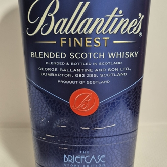 BALLENTINES METAL ŞİŞE KUTUSU
70 cl