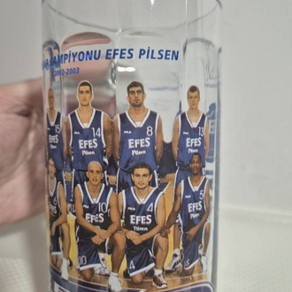 EFES PİLSEN 2002-2003 SEZONU BASKETBOL TAKIMI BİRA KUPASI 70 cl