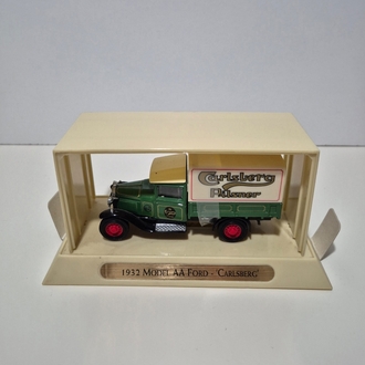 CARLSBERG PILSNER - 1932 Model AA FORD, MATCHBOX MODELS OF YESTERYEAR