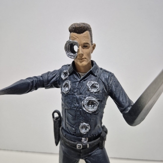 TERMİNATOR T-1000 MOVIE MANIACS 2001 YILI FİGÜRÜ