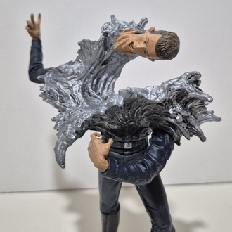 TERMİNATOR T-1000 MOVIE MANIACS 2001 YILI FİGÜRÜ