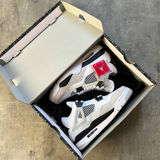 AİR  JORDAN 4 RETRO 