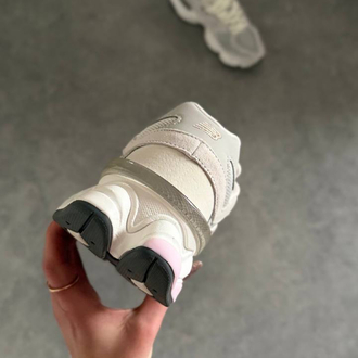 New Balance 9060 “Grey Pink” 