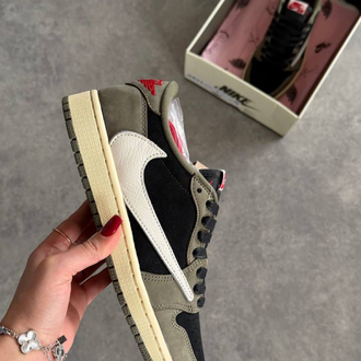 Travis Scott X Air Jordan 1 Retro Low Black Olive