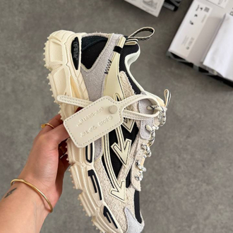 Off White “MEN-WHİTE” 