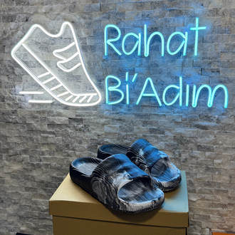  Adidas Adilette 22 – Siyah/Beyaz