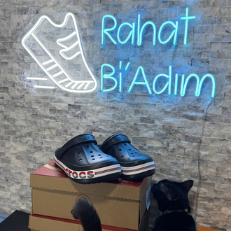 Crocs - Siyah (Kadın)