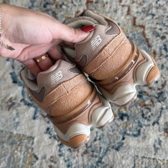 New Balance 9060 “Flat Taupe”