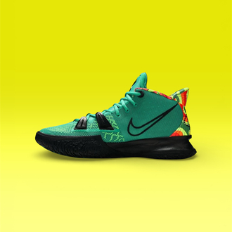 KYRIE 7 