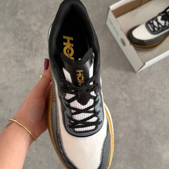 Hoka Cielo X1 2.0 “Black & Gold”