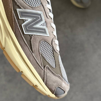 New Balance 2010 “Grey Day” 