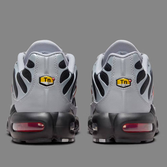 Air Max Plus Wolf Grey Picante Red