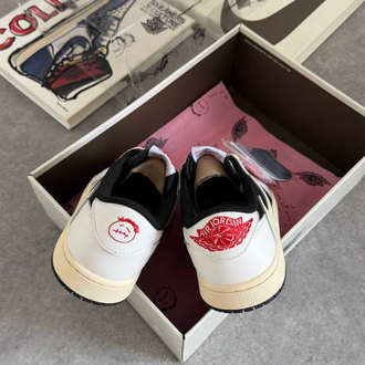 Air Jordan 1 Low x Travis Scott “ Military Black” 2026 