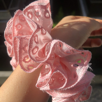 Pembe fistolu simit toka 