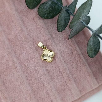 14K Renkte Xuping Pırıltılı Yonca Kolye Ucu