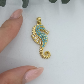 14K Renkte Xuping Deniz Atı Kolye Ucu