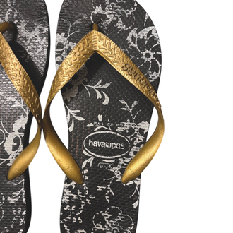 Havaianas flip flops