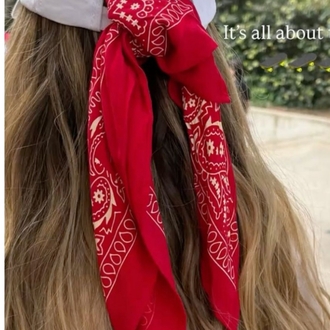 Kırmızı Etnik Desenli Pamuklu Kare Bandana