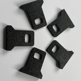 Emniyet kemer tokası