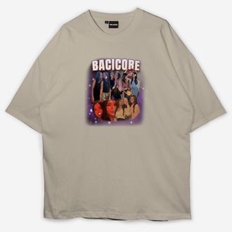 Kişiye özel Bacıcore Özel Tasarım Baskılı Oversize T-shirt 