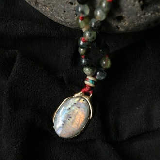 AY TAŞI & PREHNITE TILSIM
