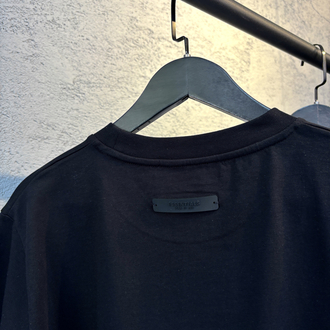 ESSENTIALS Premium Tshirt