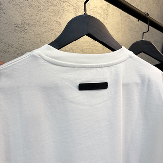 ESSENTIALS Premium Tshirt