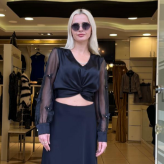Taş detaylı Bluz