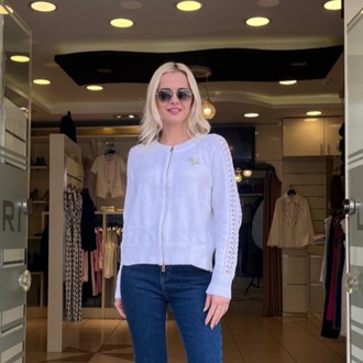 BEYAZ HIRKA