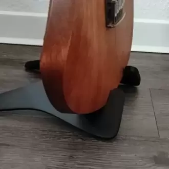 Elektro gitar standı
