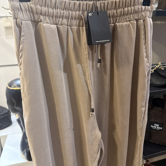 Bej pant