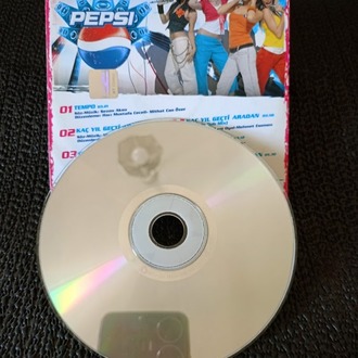 HEPSİ - TEMPO ve KAÇ YIL GEÇTİ ARADAN, PEPSI' DEN ÖZEL ALBÜM,SINGLE CD 2.EL.