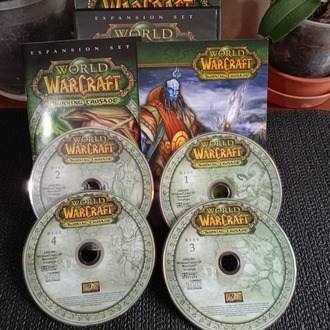 WORLD of WARCRAFT - THE BURNING CRUSADE - EXPANSION SET. KOLEKSİYONLUK . 4DISK SET.