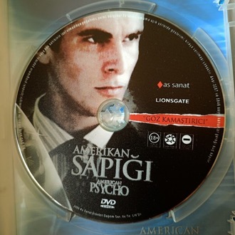 AMERİKAN SAPIĞI - AMERICAN PSYCHO - DVD TR SEÇENEKLİ.