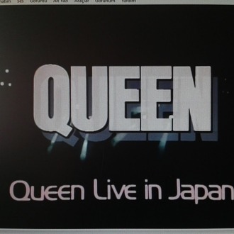 QUEEN ON FIRE LIVE AT THE BOWL KONSER DVD..