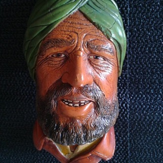 VINTAGE HEAD CHALKWARE - SIKH, HANDMADE.