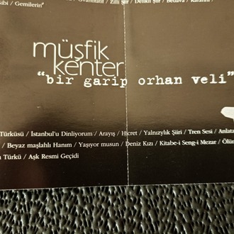 MÜŞFİK KENTER - BİR GARİP ORHAN VELİ. KASET..