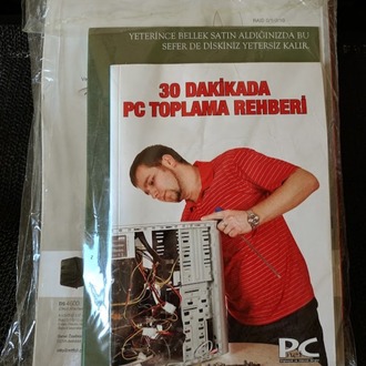 PC NET ve CHIP DERGİLERİ, ÜÇ ADET TEKNOLOJİ KİTABI.KOLEKSİYONLUK.
