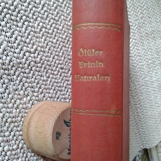 ÖLÜLER EVİNİN HATIRALARI DOSTOYEVSKİ.