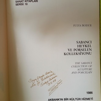 SABANCI HEYKEL VE PORSELEN KOLEKSİYONU KATALOĞU.