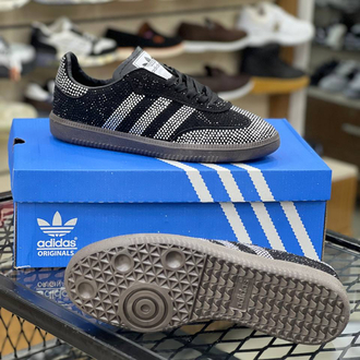 Adidas taşlı samba