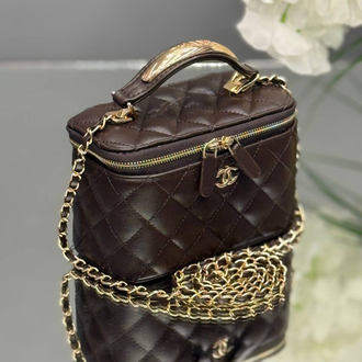 Chanel kol çantası 