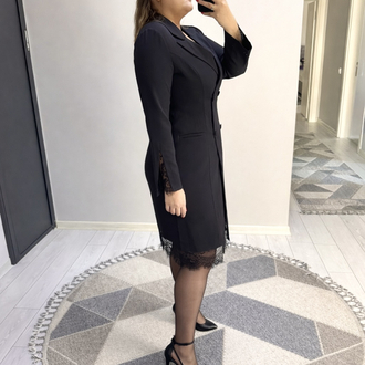 Kruvaze Yaka Dantel Detaylı Elbise