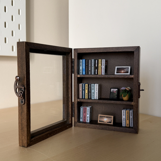 Kişiselleştirilmiş Mini Kitaplık - Camlı Ahşap Kutu