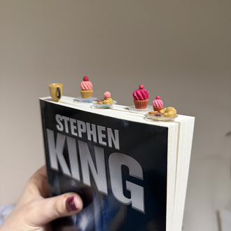 Minyatür kitap ayracı